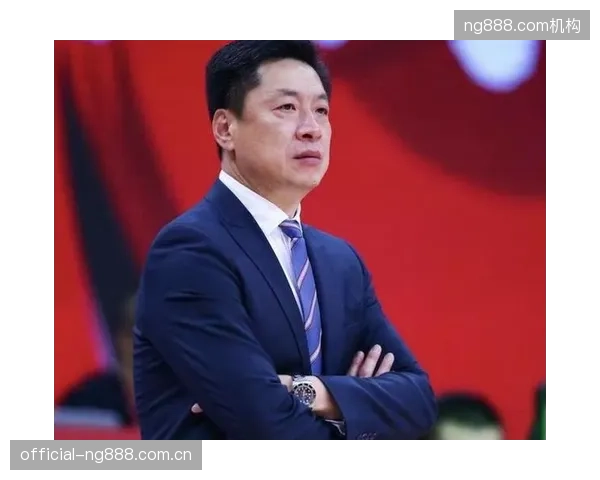 上海队成功的基础是防守，李春江通过高强度轮转保持了整场的压迫性。
